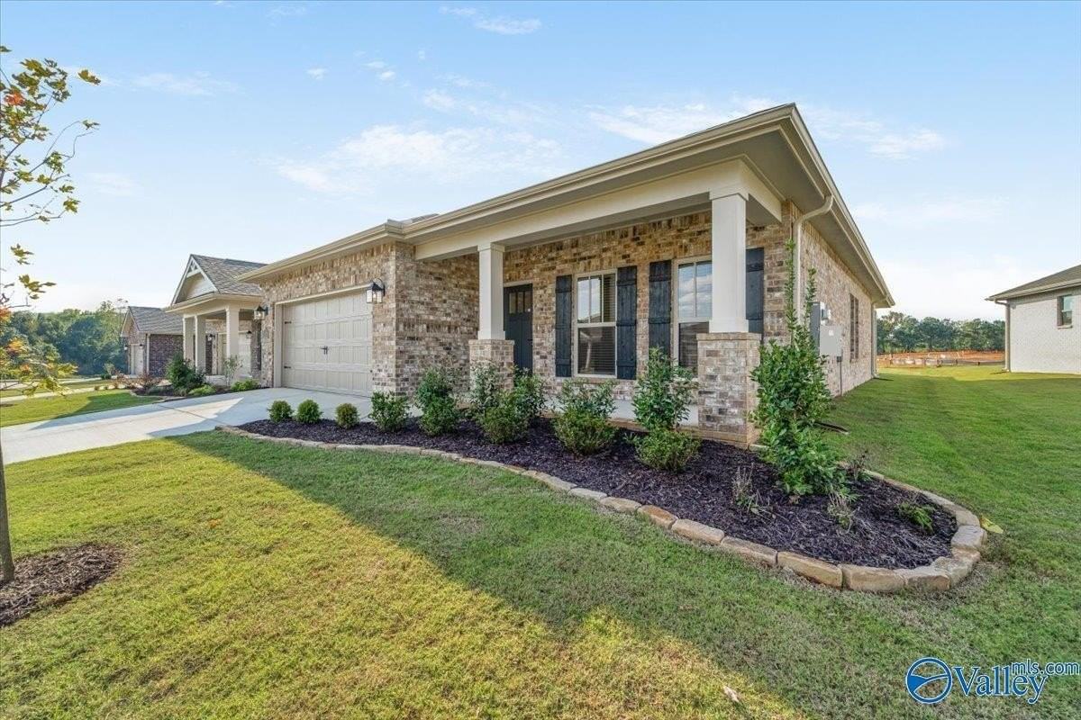 214 SW Esplanade Court - Photo 7 of 48