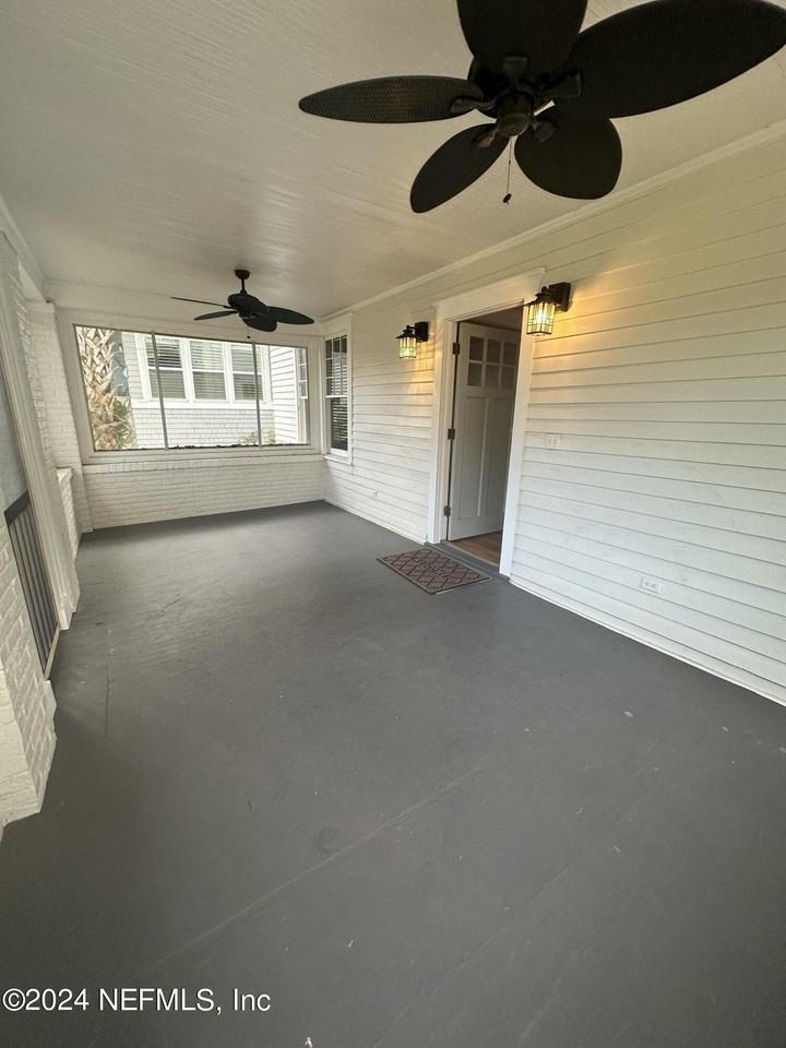 1828 Cherry St - Photo 3 of 22