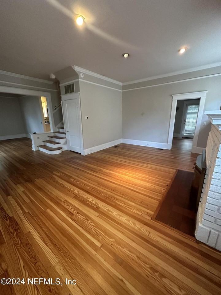 1828 Cherry St - Photo 5 of 22