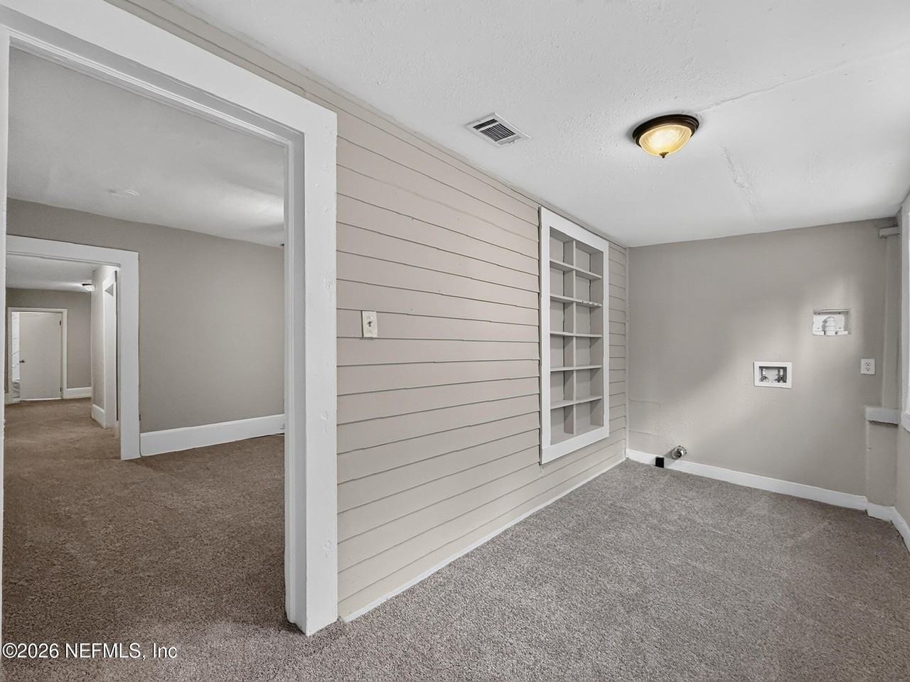 1524 Pasco St - Photo 7 of 24
