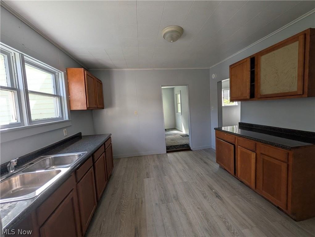 522 Shackson St - Photo 3 of 13