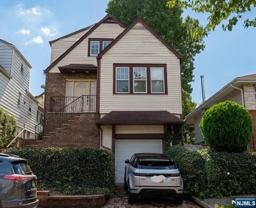 728 Stewart St - Photo 1 of 1