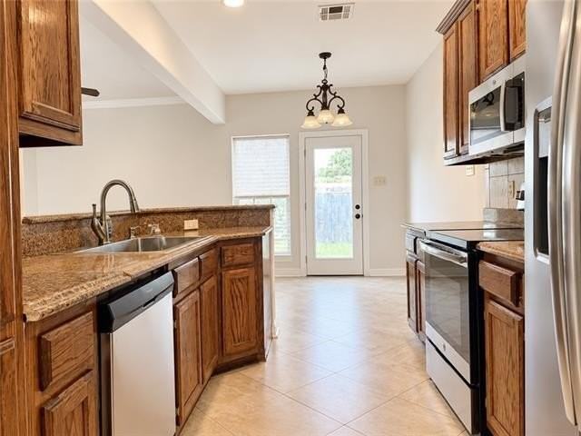 11414 Pressburg St - Photo 3 of 18