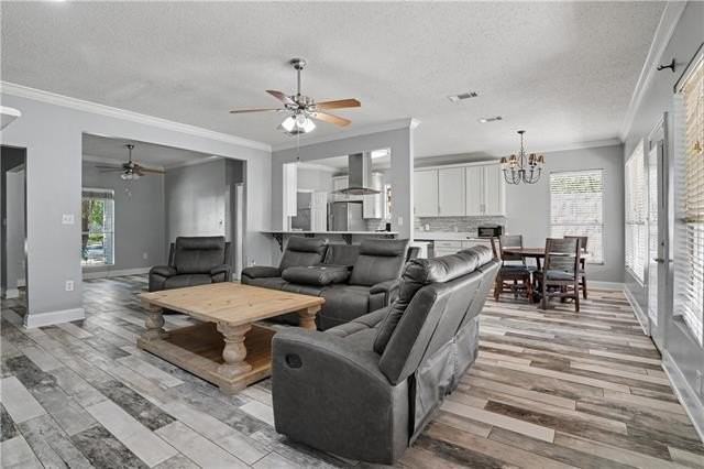 101 Woodridge Blvd - Photo 6 of 9