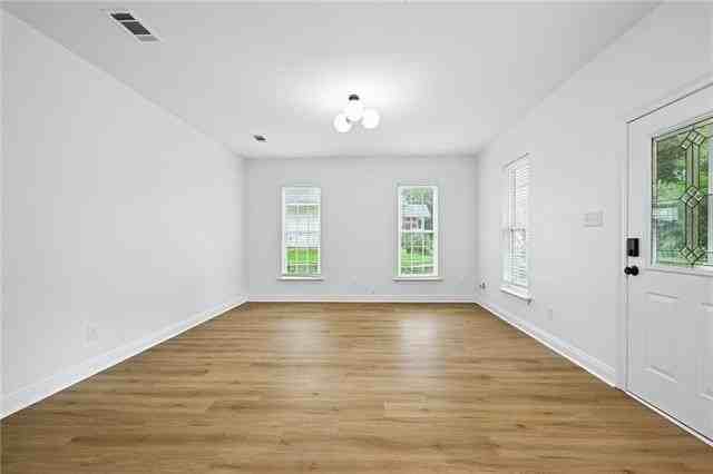 71033 Shady Lake Dr - Photo 3 of 18