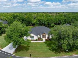 featured image of 10301 Ravenswood Rd