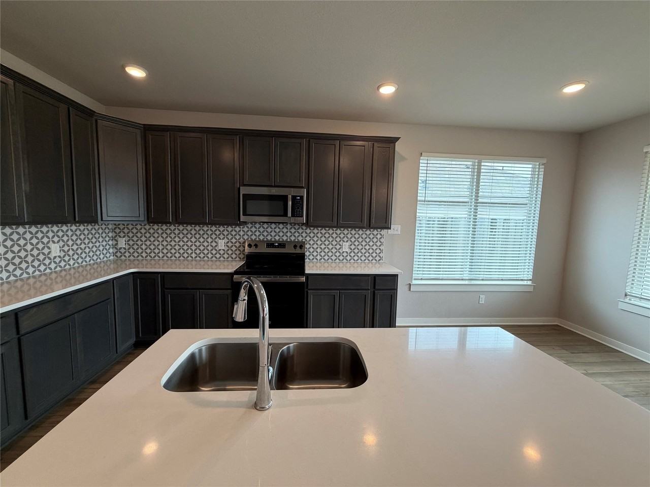 4220 Centerfire Rd - Photo 3 of 13