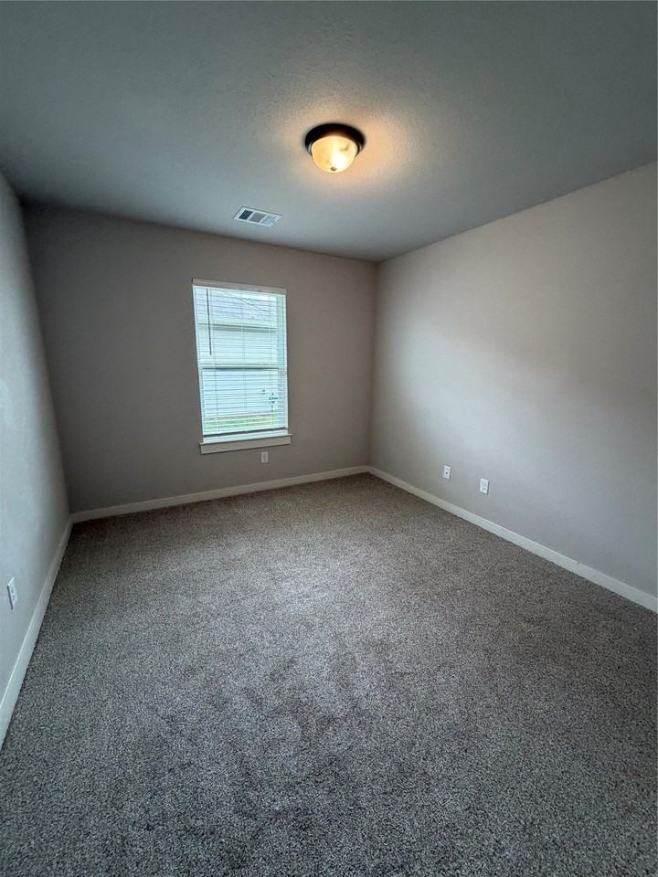 4220 Centerfire Rd - Photo 5 of 13
