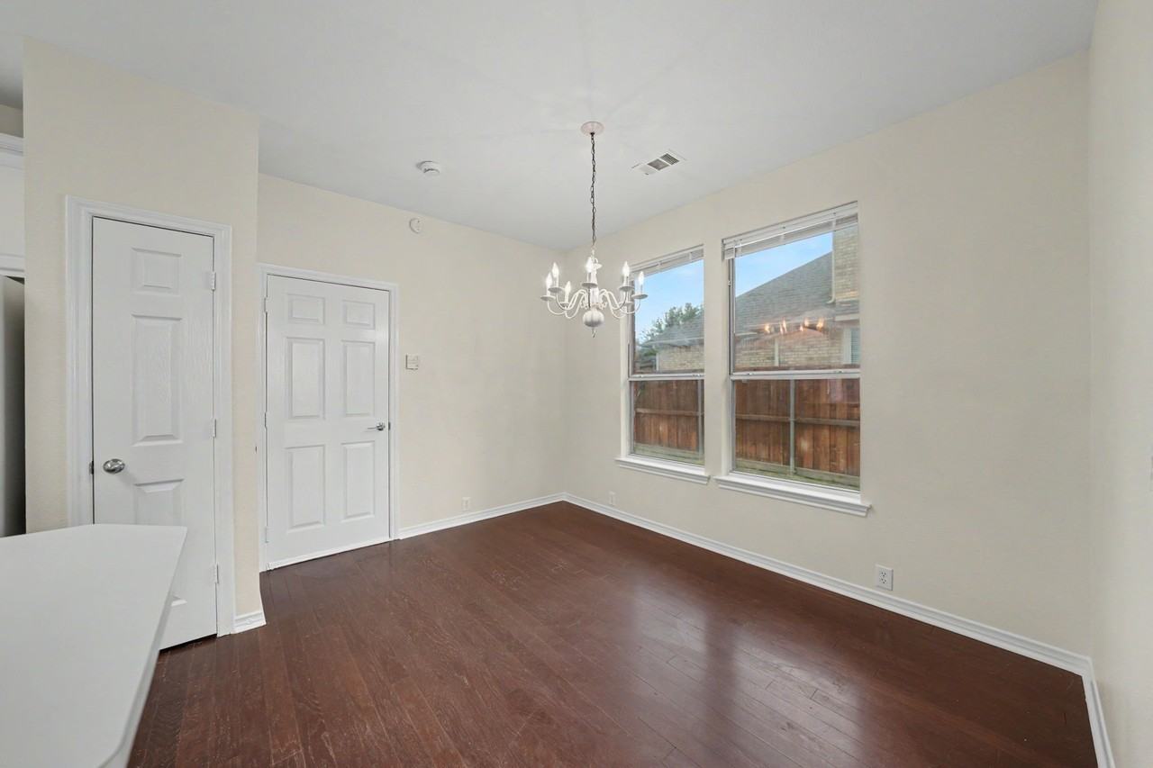 11287 Pear Ridge Dr - Photo 6 of 22