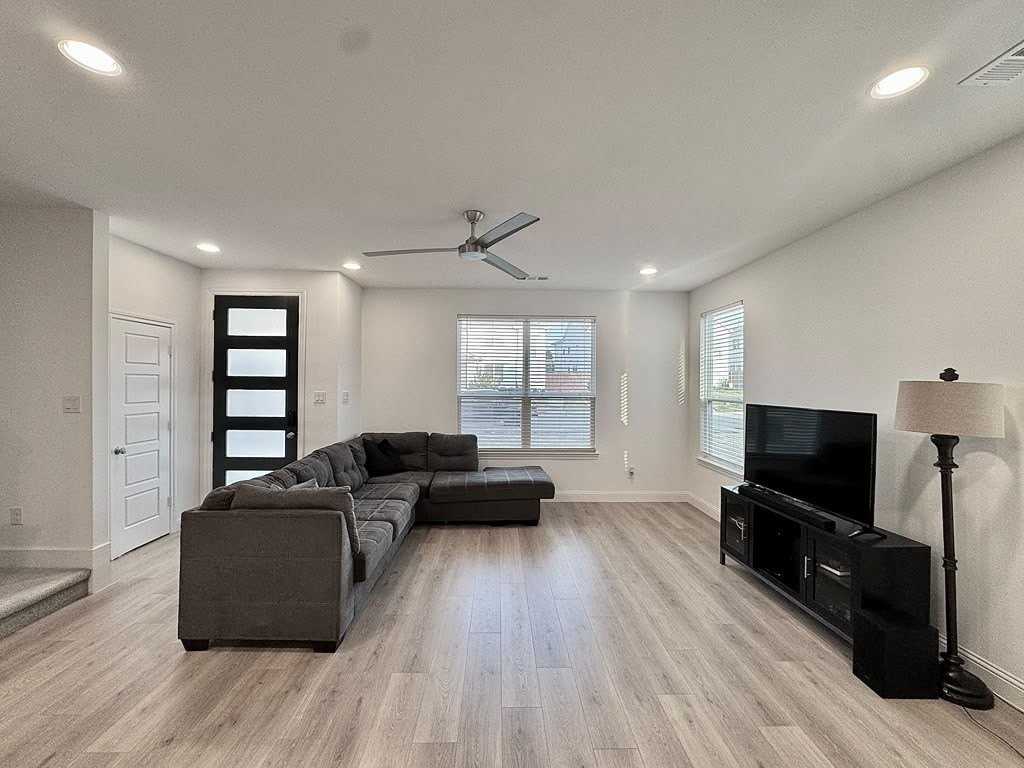 3433 Vista Highlands Ln - Photo 3 of 15