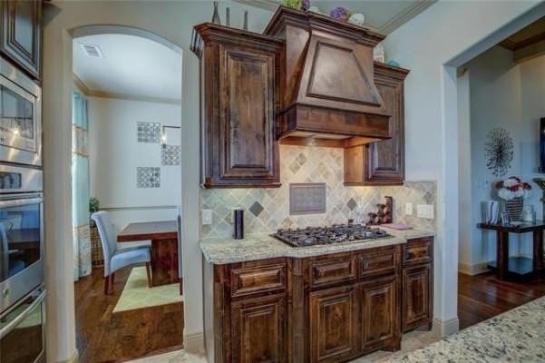 904 Lake Meadow Ln - Photo 6 of 24