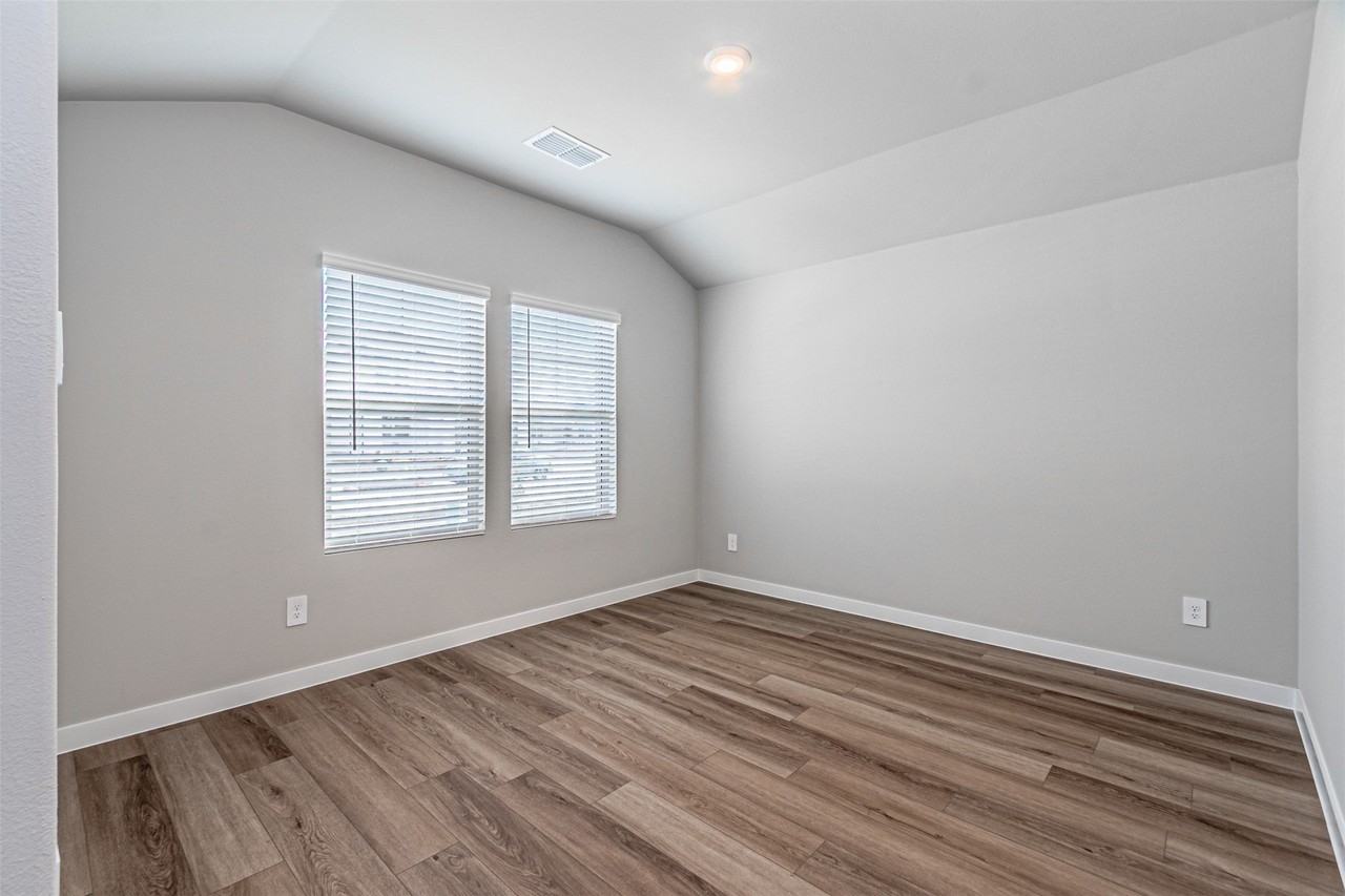 6208 Chickney Dr - Photo 6 of 25