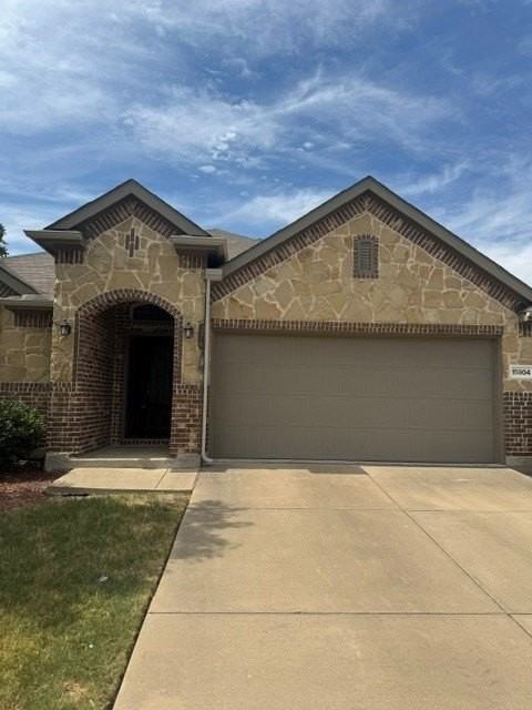 15904 Aquilla Way - Photo 3 of 18
