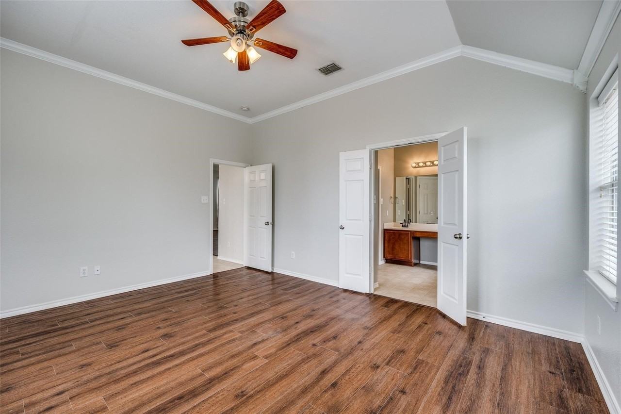1304 Sierra Blanca Dr - Photo 6 of 12