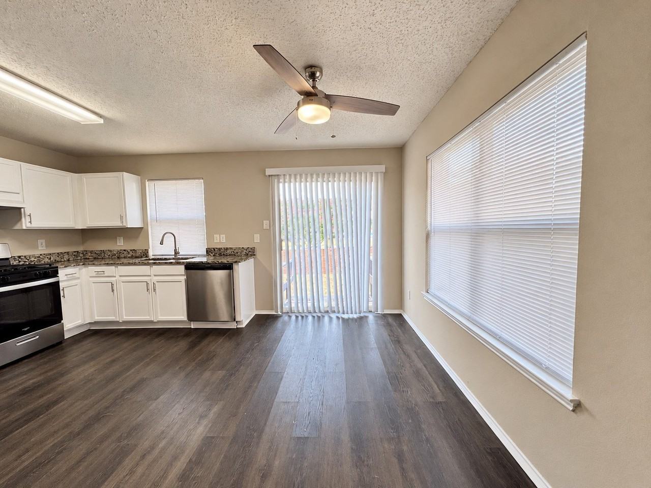 4604 Cool Ridge Ct - Photo 7 of 22