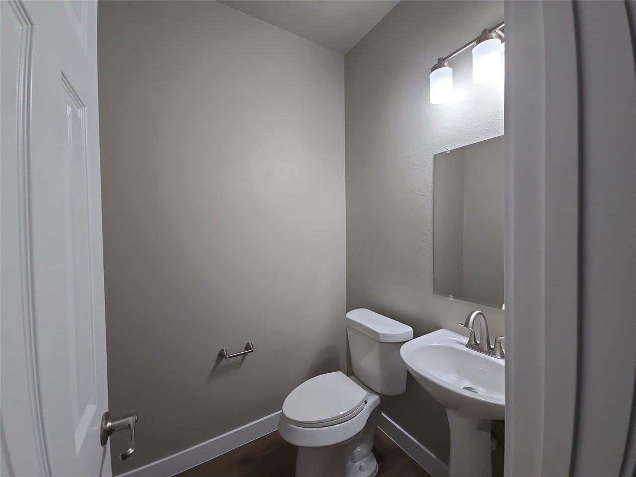 8621 Brunswick Dr - Photo 4 of 24