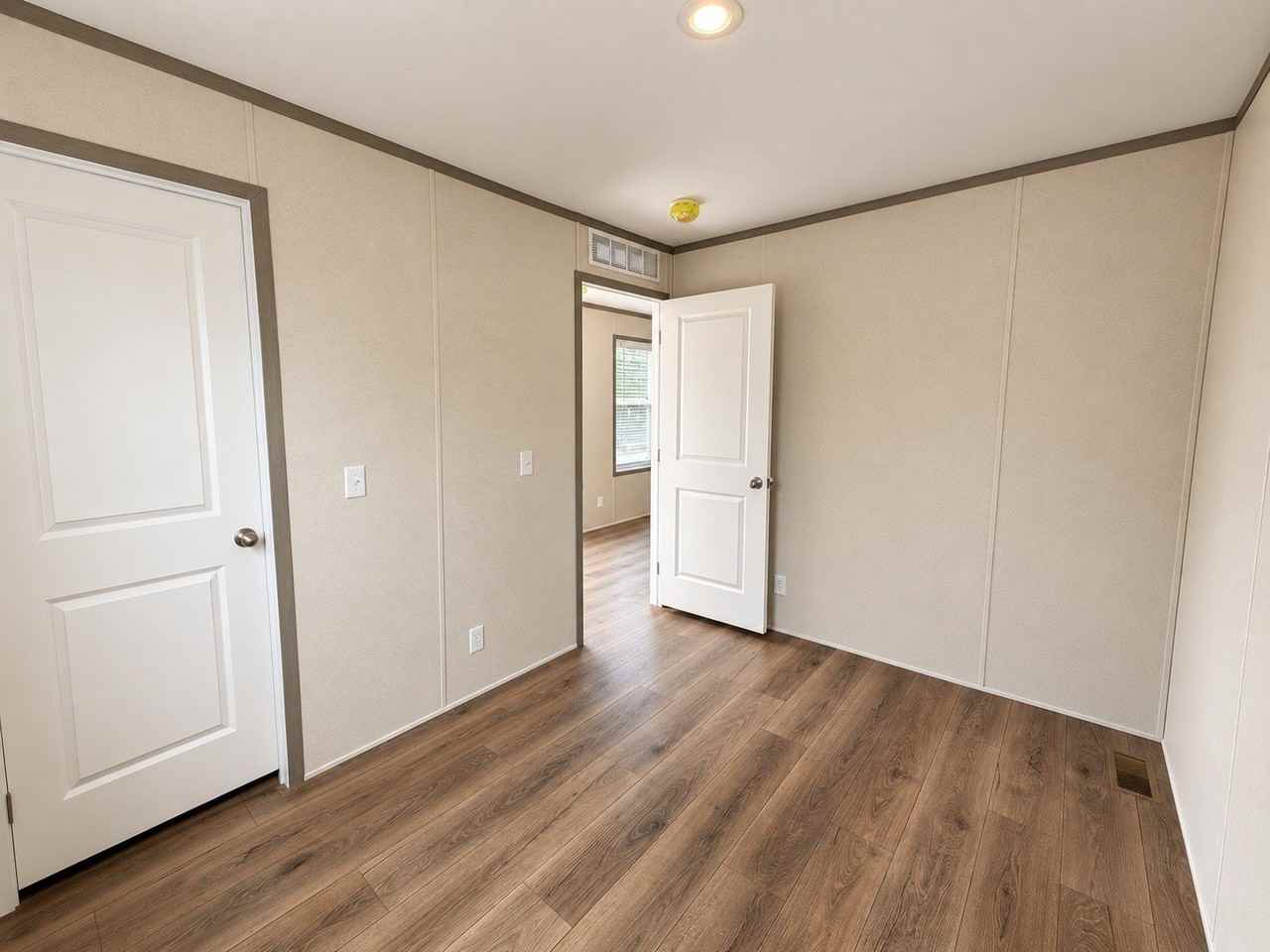 25164 Nuway Ave #120 - Photo 4 of 7