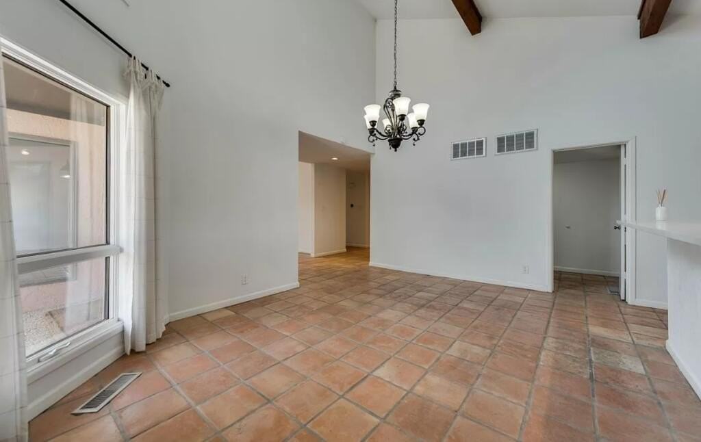5217 Green Tree Blvd - Photo 5 of 24