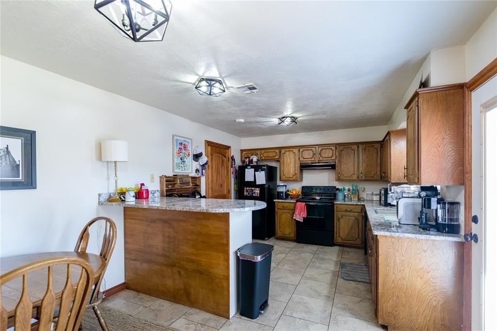 122 Blue Ridge Dr - Photo 5 of 13