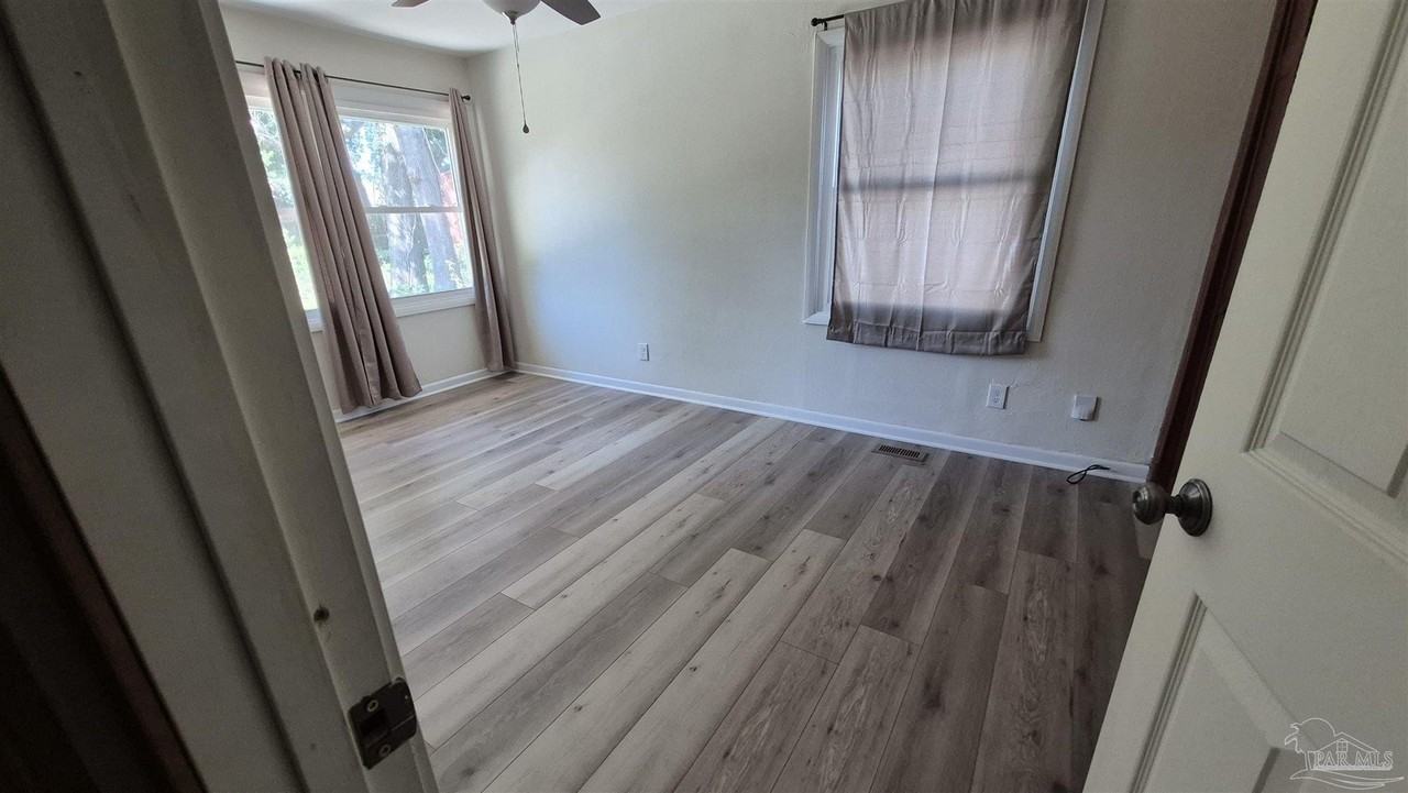 3495 Rothschild Dr - Photo 7 of 12
