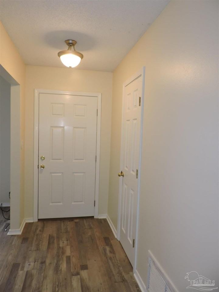 7705 Deborah Dr - Photo 2 of 24