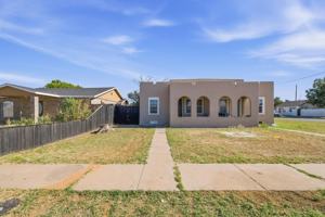 featured image of 911 College Ave #B