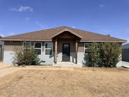 featured image of 109 E Oak Ave