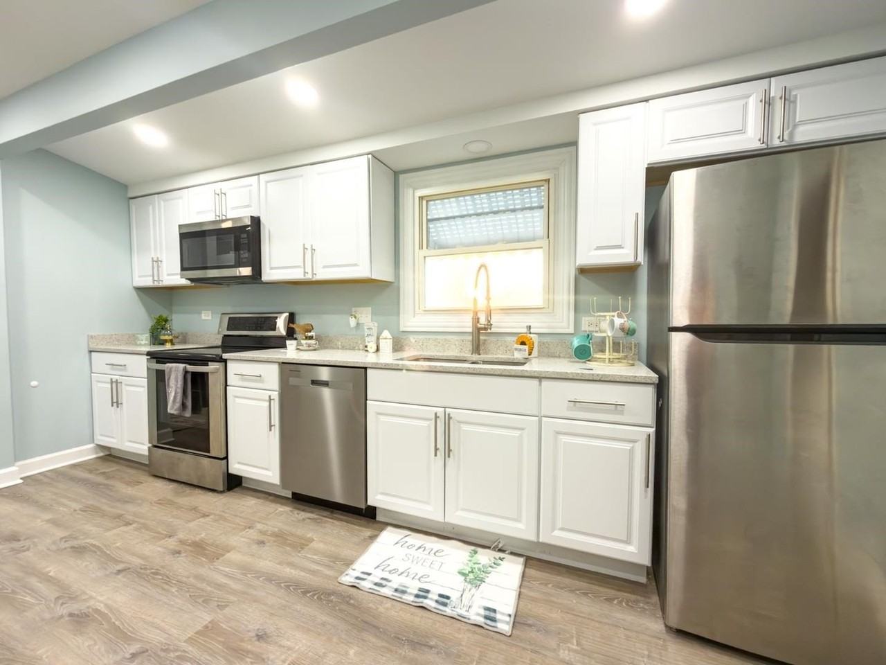 3207 Darwood Dr - Photo 2 of 16