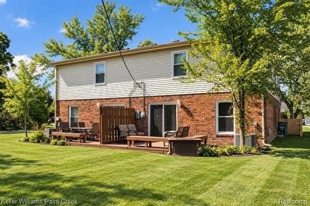 5904 Niles Dr - Photo 3 of 27