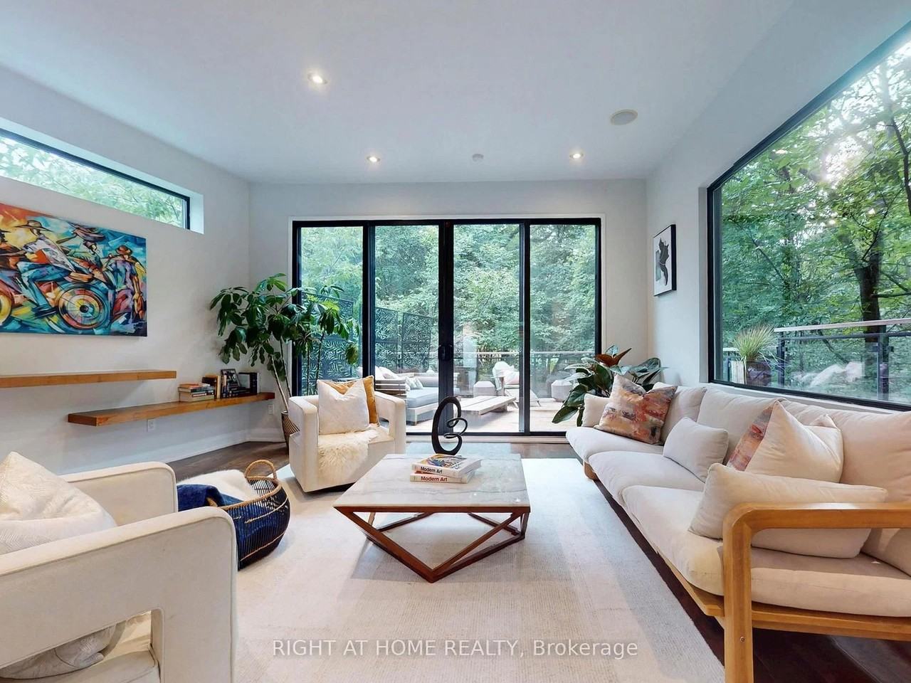 386 Rosewell Avenue - Photo 3 of 41
