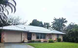 featured image of 286 Ne Brunson Ct