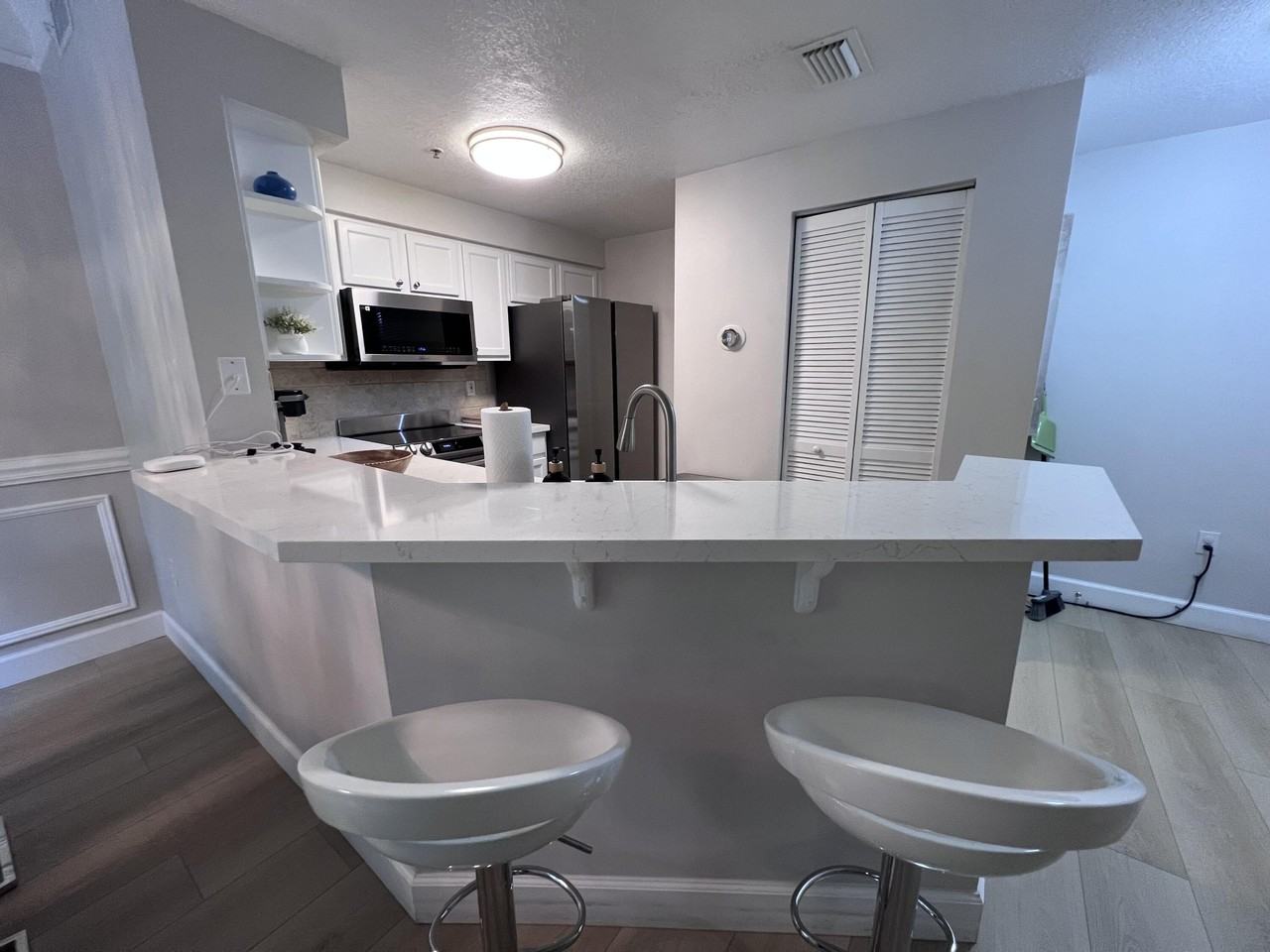 245 Murcia Dr #206 - Photo 5 of 25