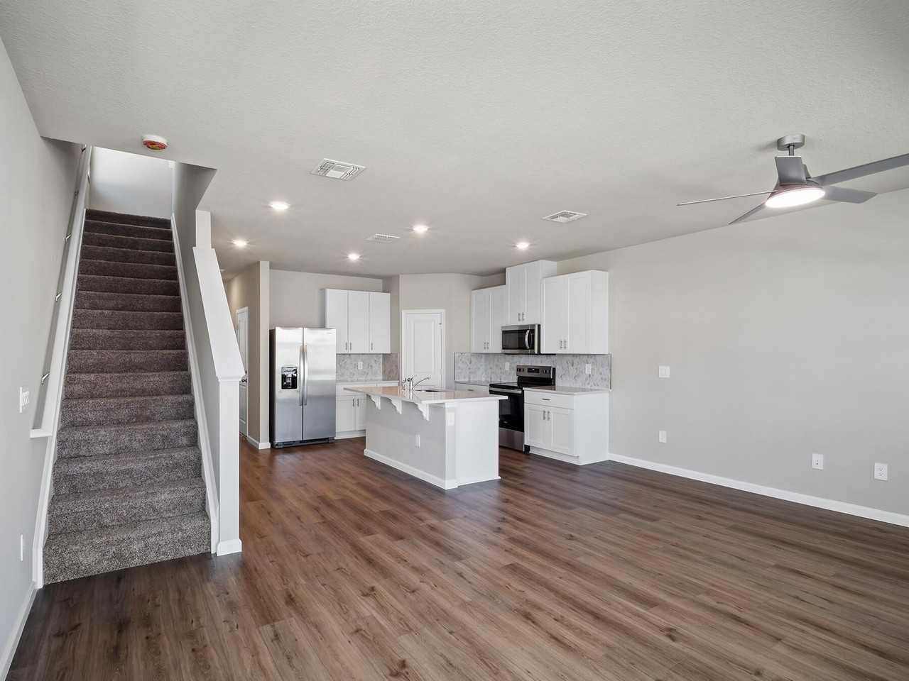 5745 Se Edgewater Cir - Photo 6 of 38