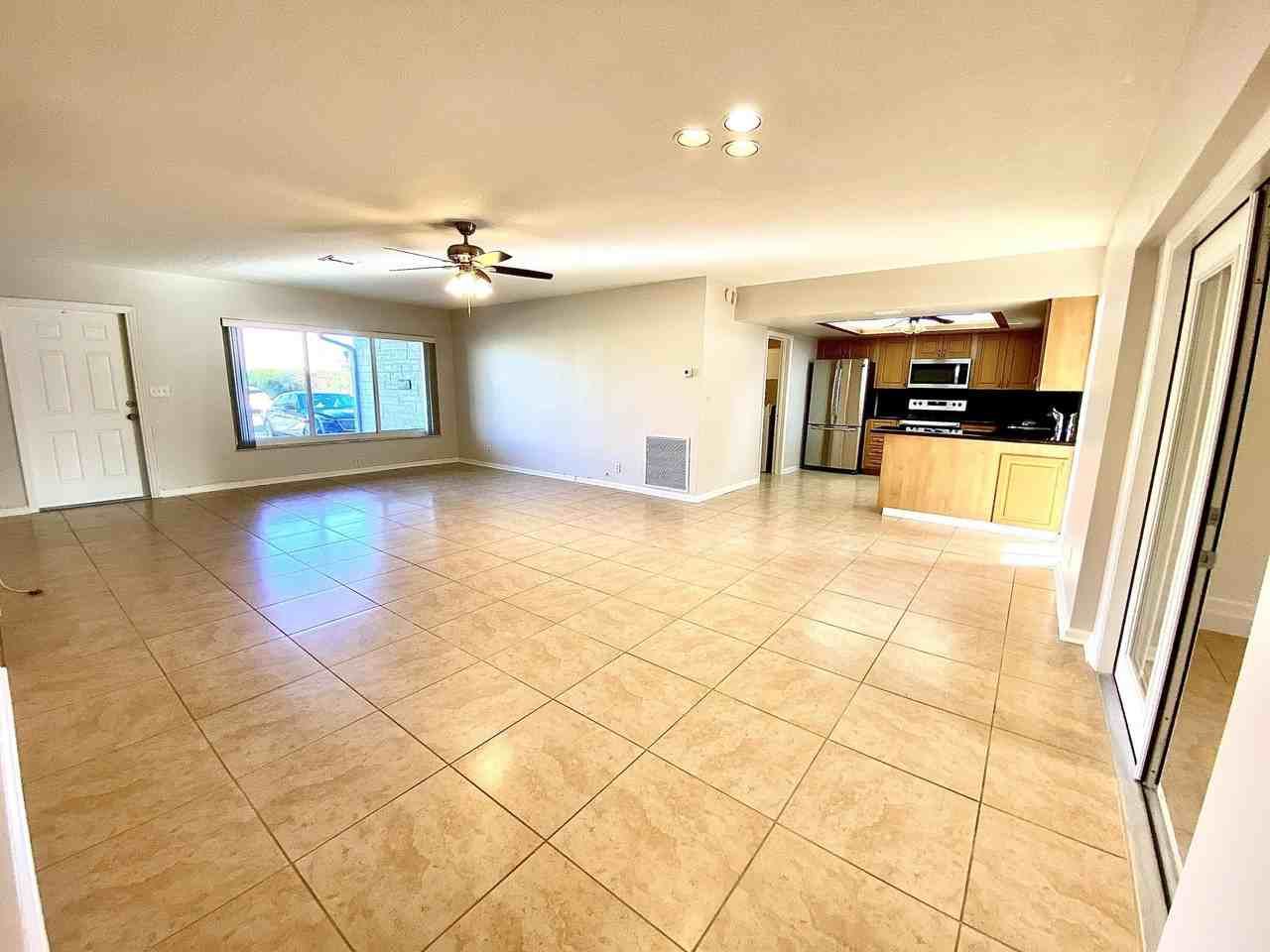 213 Ne 9th Ave - Photo 4 of 30