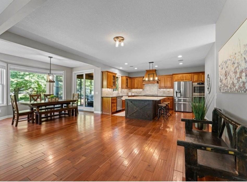 10930 Bentwater Ln - Photo 3 of 3