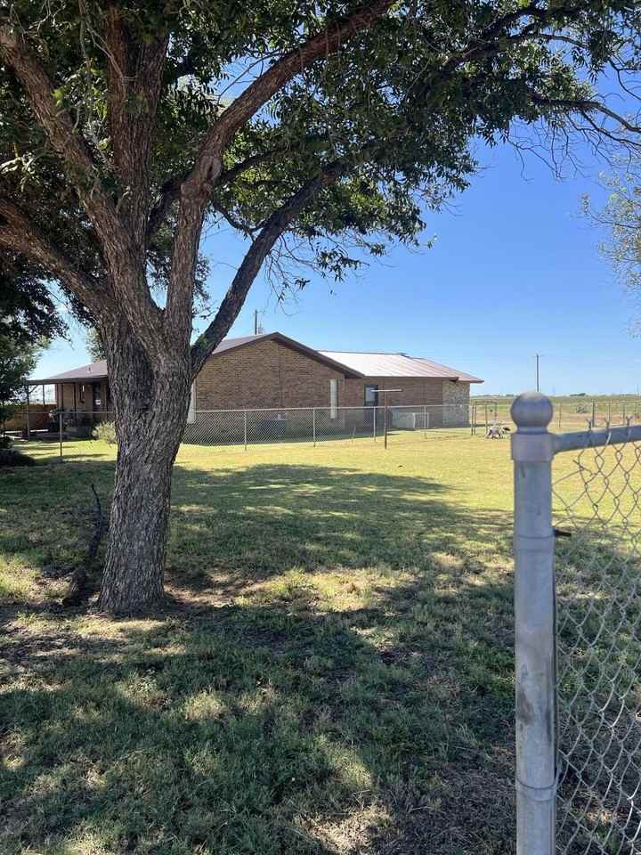 8510 Ames Rd - Photo 5 of 13