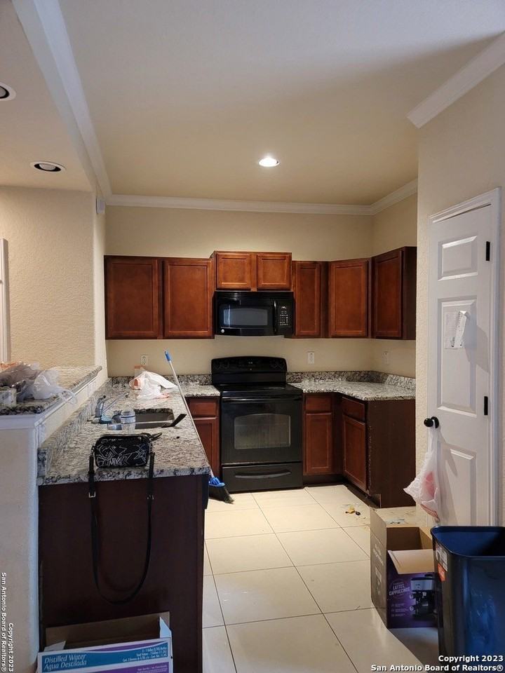 4822 Appleseed Ct - Photo 4 of 8