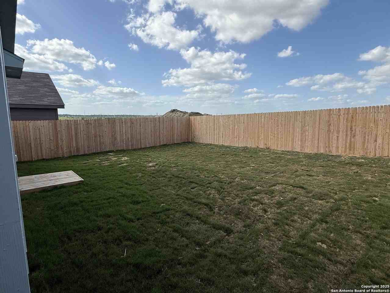 242 Tahoe Ave - Photo 3 of 19