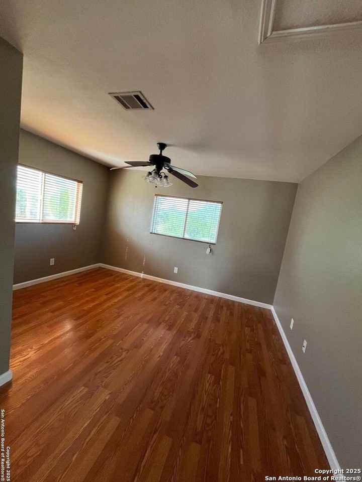 117 Weeping Way - Photo 4 of 9