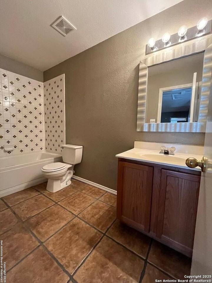 117 Weeping Way - Photo 5 of 9