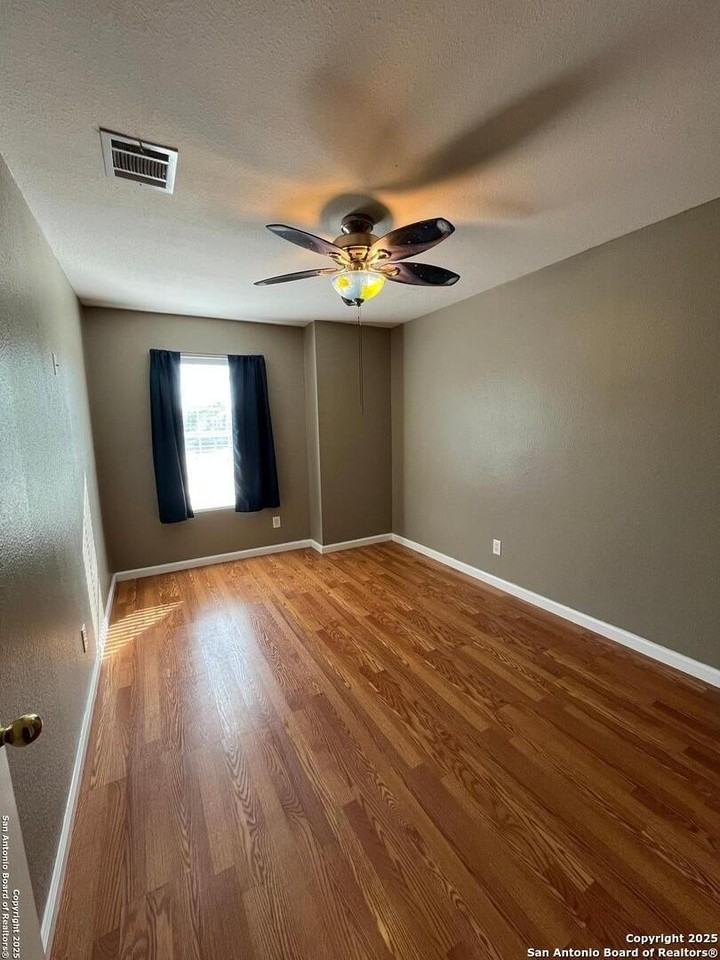 117 Weeping Way - Photo 6 of 9