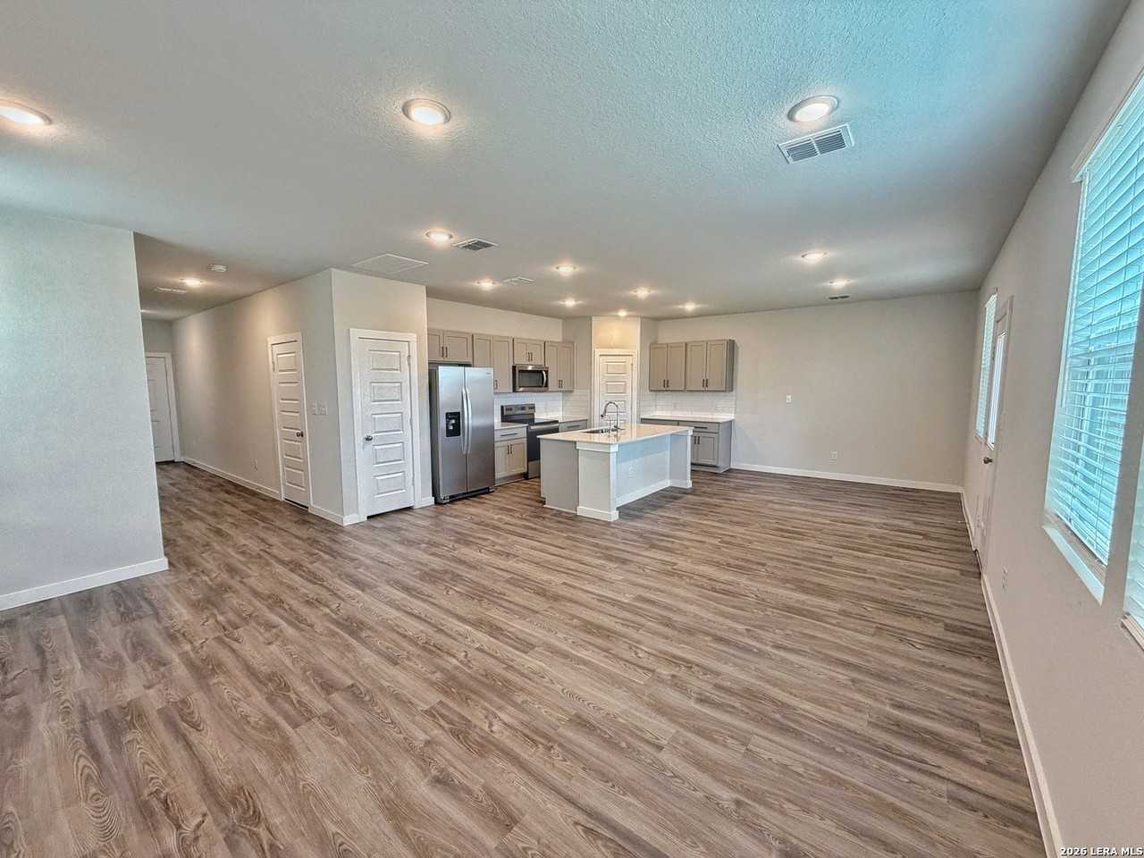 4731 Sahara Vlys - Photo 6 of 37