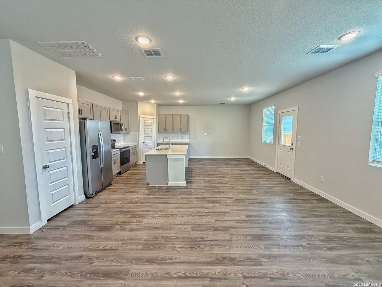 4731 Sahara Vlys - Photo 7 of 37