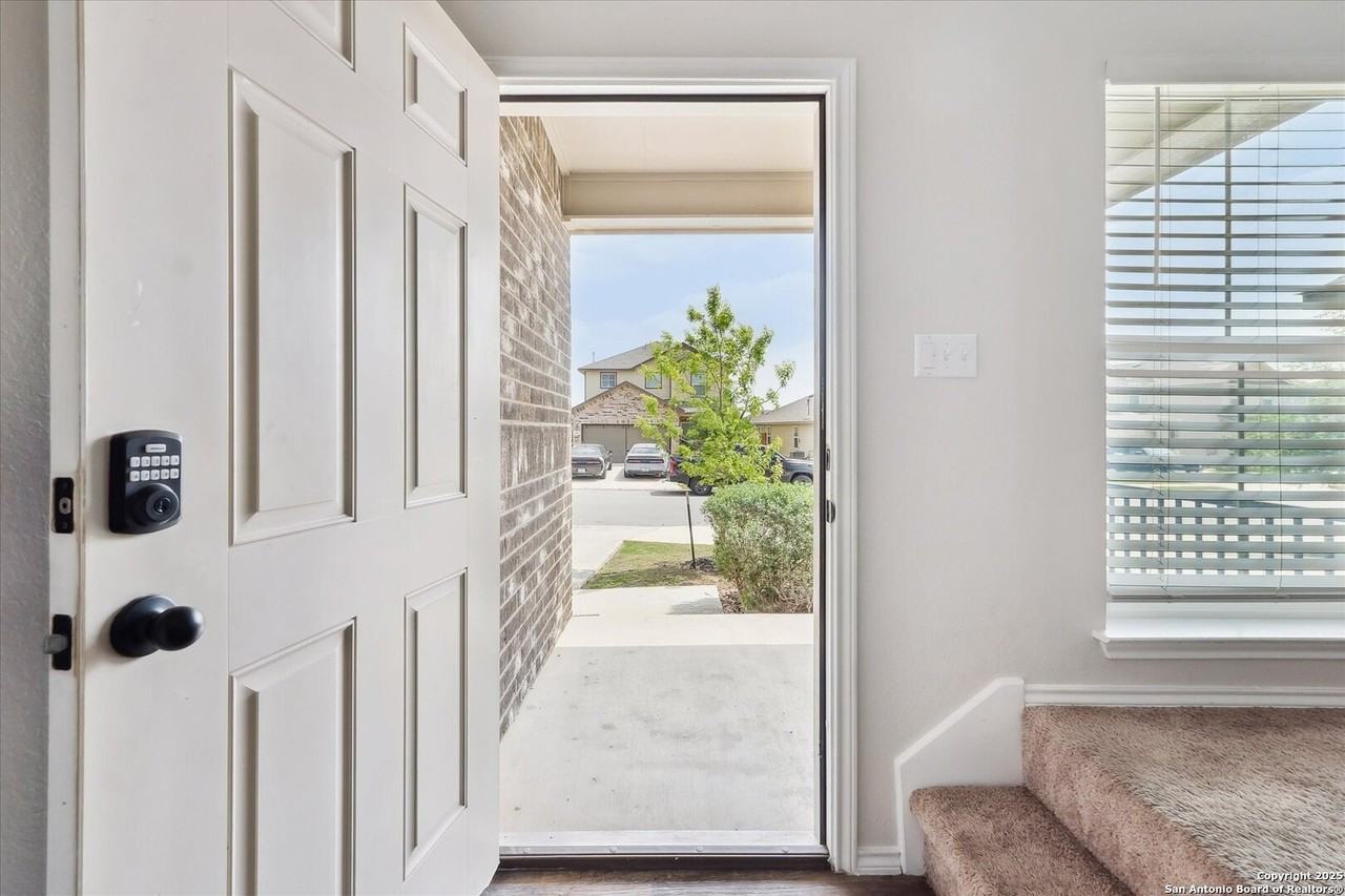 168 Middle Green Loop - Photo 6 of 43