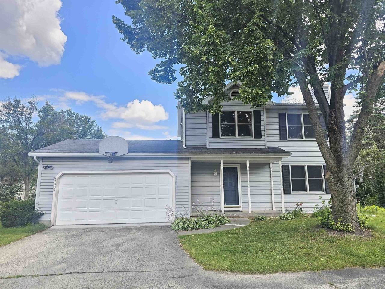 7305 W Valley Ridge Dr - Photo 2 of 29