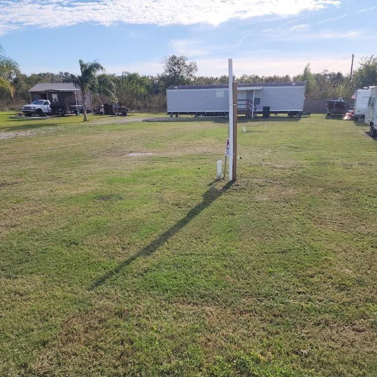 237 Martin Ln ##B - Photo 4 of 5