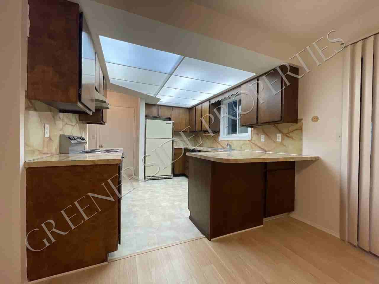 815 2nd Avenue East - Photo 4 of 20