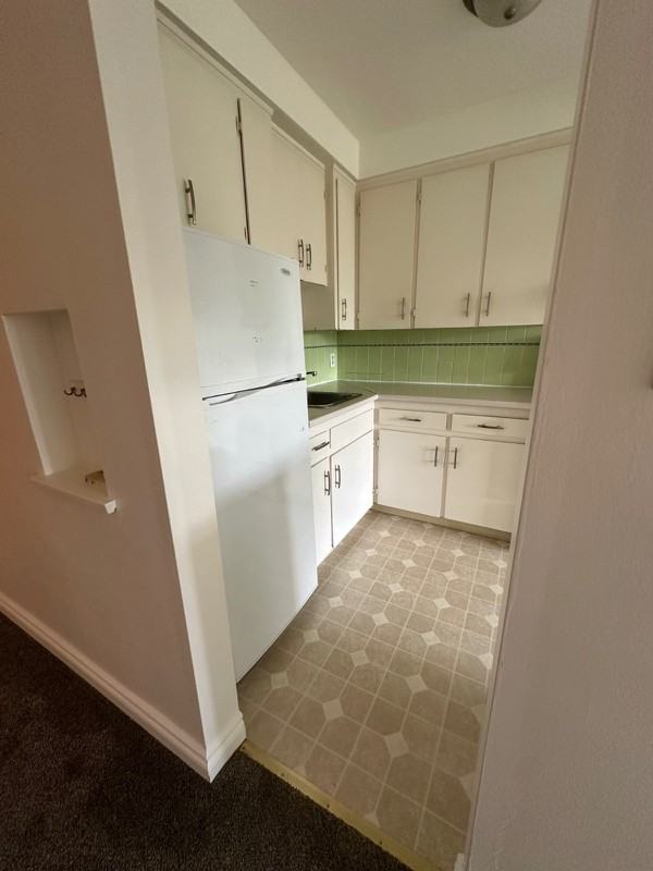 2170 Cornwall Avenue - Photo 4 of 11