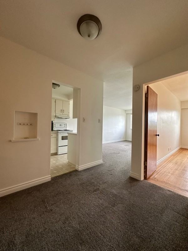 2170 Cornwall Avenue - Photo 3 of 11