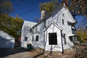 featured image of 7 North Hickory Street #1